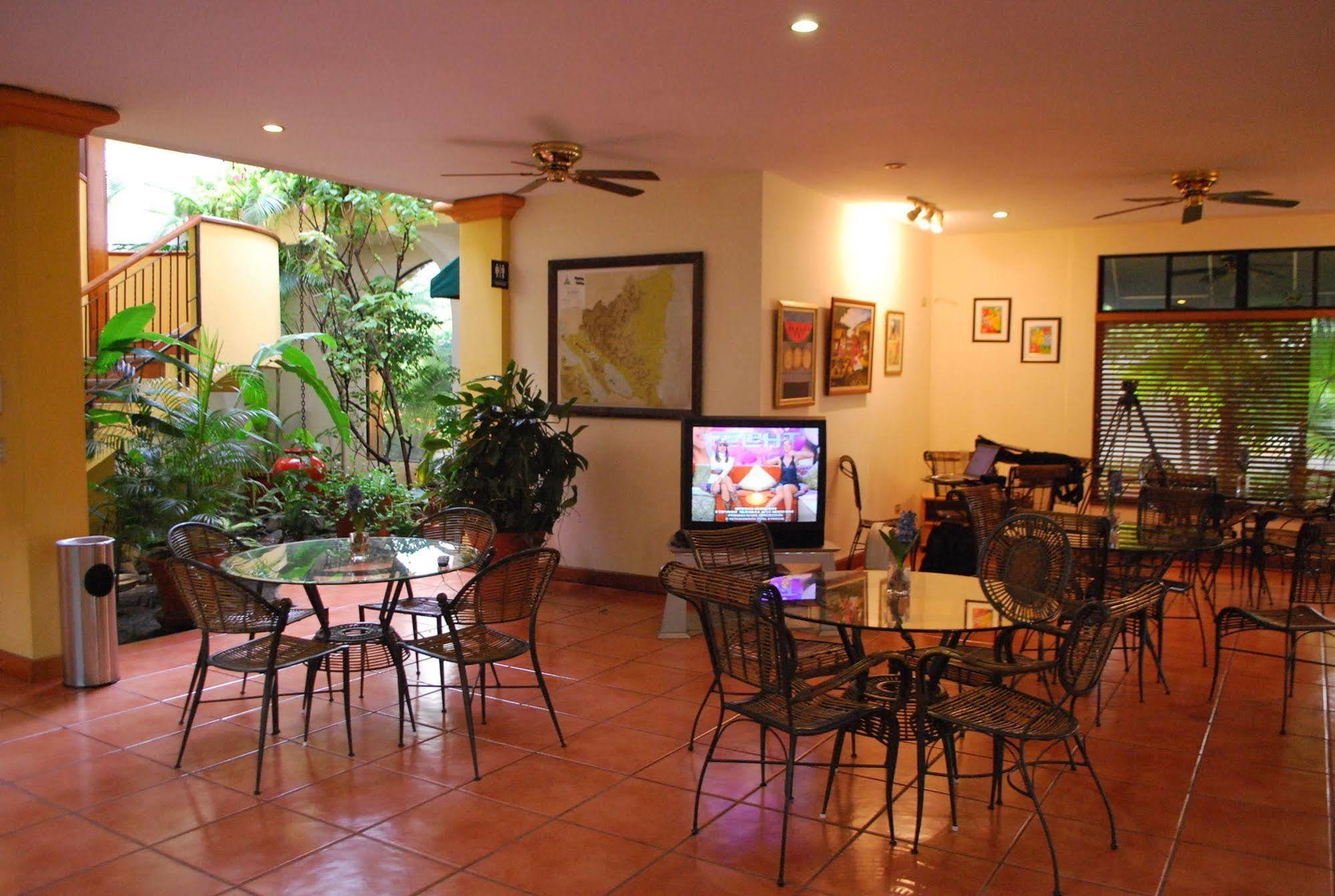 Hotel Brandts Los Robles De San Juan Managua Kültér fotó